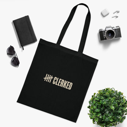 Close-up of reinforced handles on the minimalist cotton tote bag